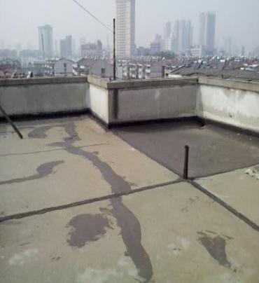 曲周漏水维修 楼顶漏水是什么原因，楼顶漏水维修方法是什么?